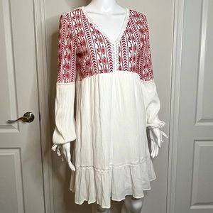 Xhiliration M White Red Embroidered Long Tie Sleeve Dress Lightweight Boho EUC